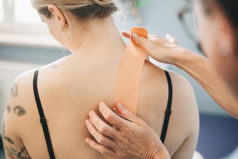 Praxis für Anästhesie und Schmerztherapie, Schmerztherapeutische Behandlung.